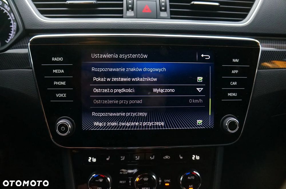 Skoda Superb 2.0 TDI 4x4 Sportline DSG - 32