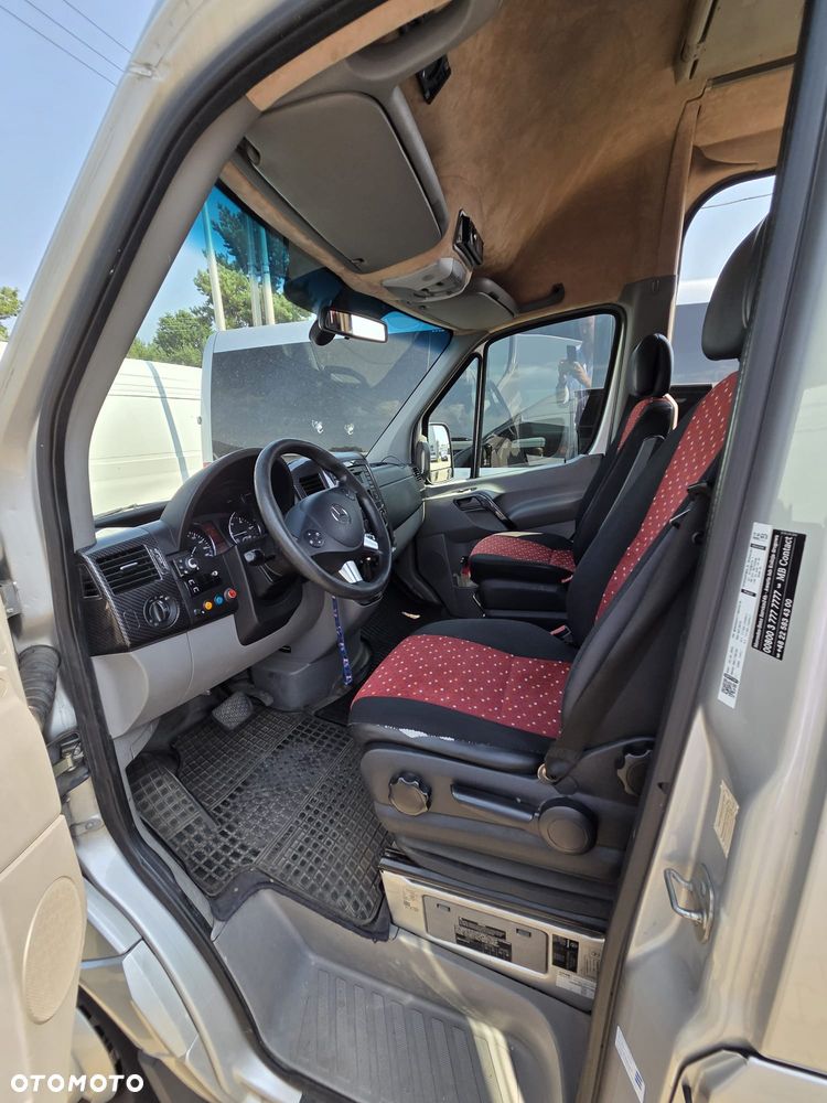 Mercedes-Benz Sprinter - 31