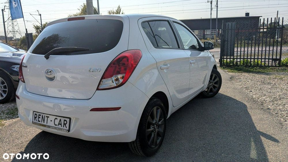Hyundai i20 - 8
