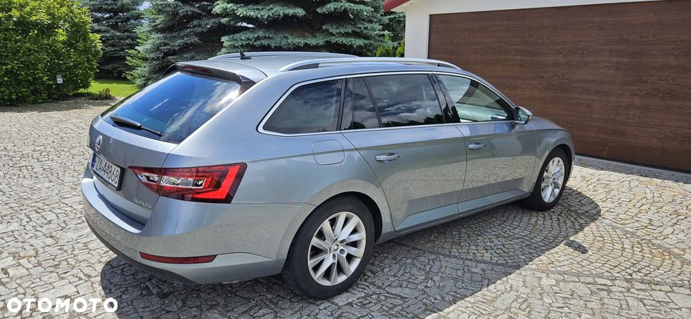 Skoda Superb 1.5 TSI ACT Ambition - 3
