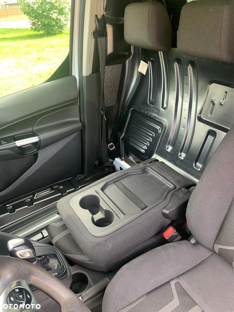 Ford Transit Connect 240 L2 LKW Autm Trend - 17