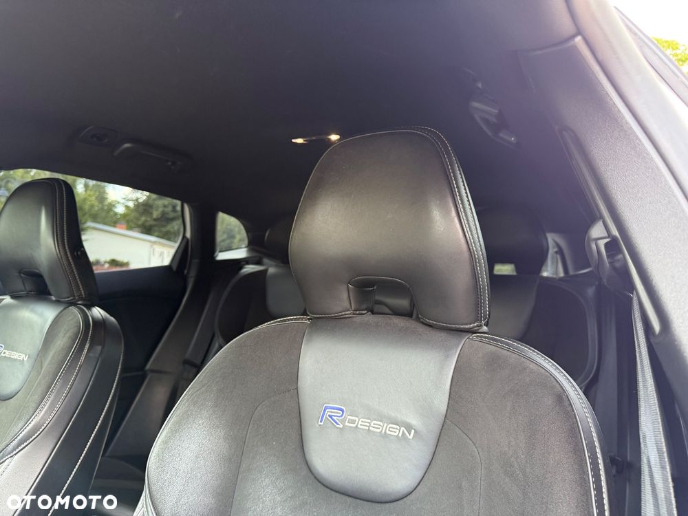 Volvo V40 D2 R-Design Summum - 25