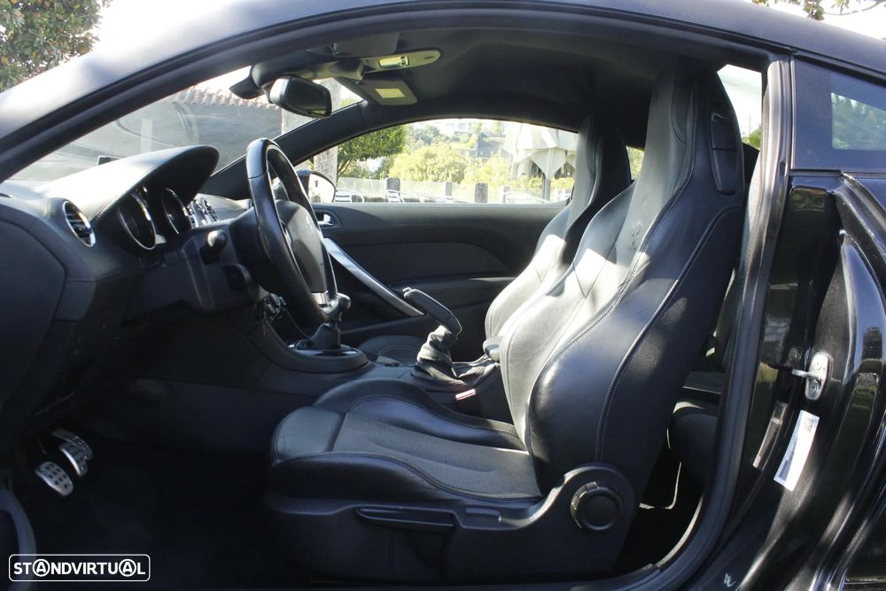 Peugeot RCZ 1.6 THP SE Black Yearling - 11