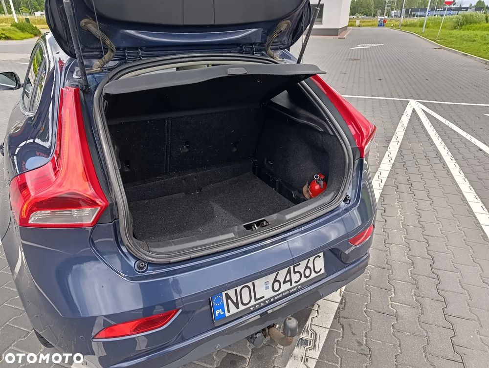 Volvo V40 D2 Momentum - 9