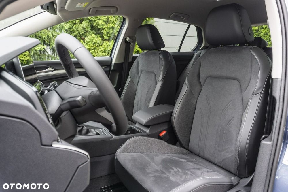 Volkswagen Golf - 17