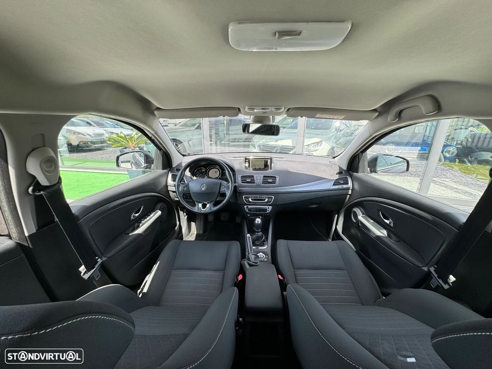 Renault Mégane Sport Tourer dCi 110 FAP EDC LIMITED - 3