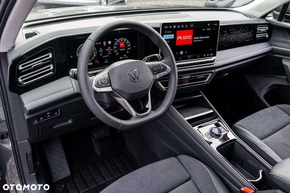 Volkswagen Tiguan - 12