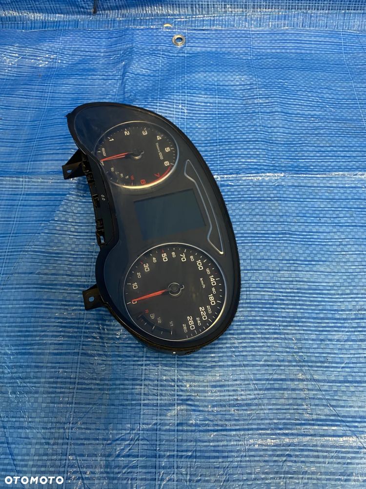 LICZNIK LICZNIKI ZEGARY PRĘDKOŚCIOMIERZ EUROPA AUDI A3 8V 1.4benzyna  8V0920871R - 3