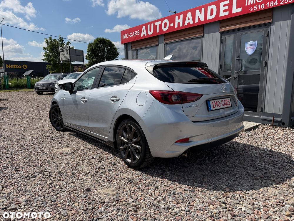 Mazda 3 - 9