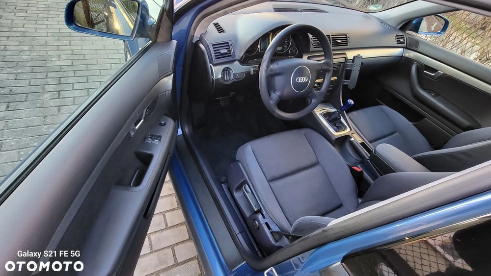 Audi A4 Limousine 1.8 T quattro - 12