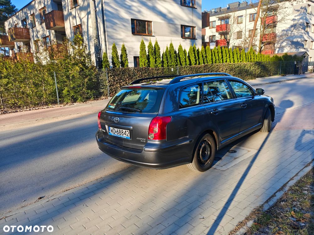 Toyota Avensis 2.0 D-4D Luna - 5