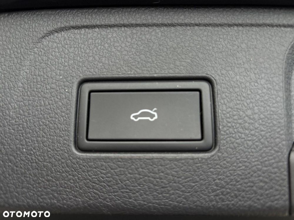 Volkswagen Passat - 23