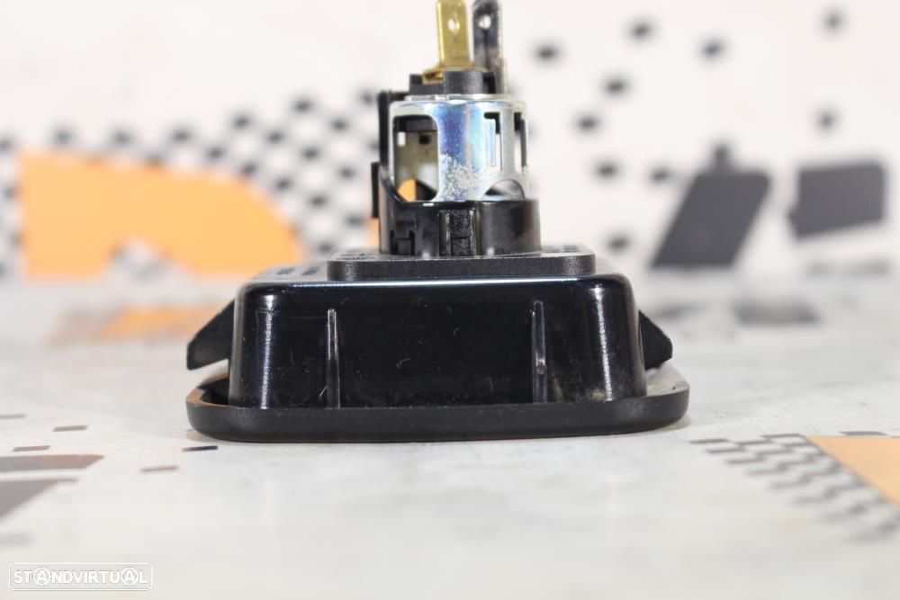 Isqueiro Bmw 1 Coupé (E82)  61346904008 / 6904008 - 4