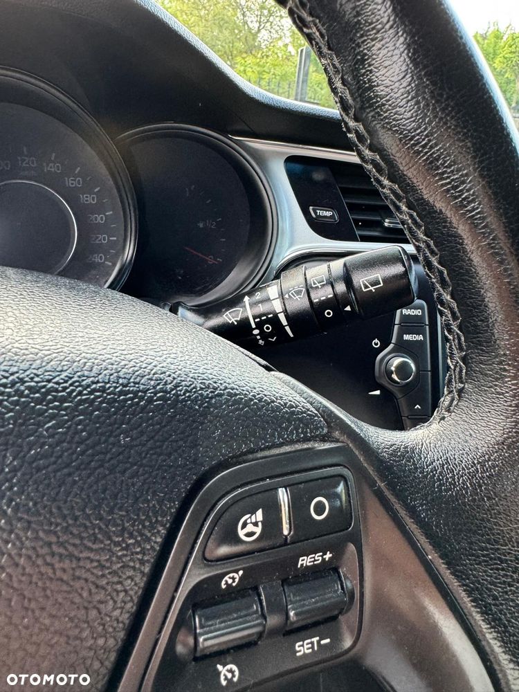 Kia Ceed 1.4 CVVT Dream-Team Edition - 23