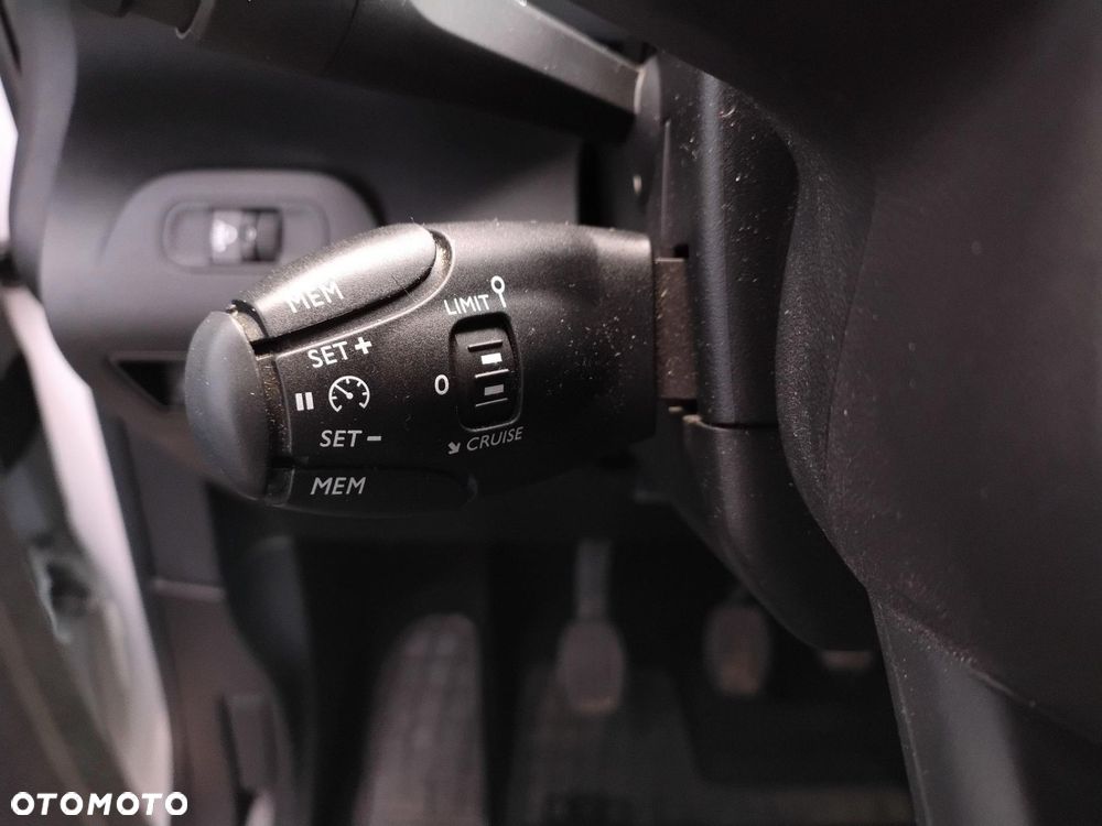 Toyota Proace City Verso Long 1.5 D-4D Combi - 15