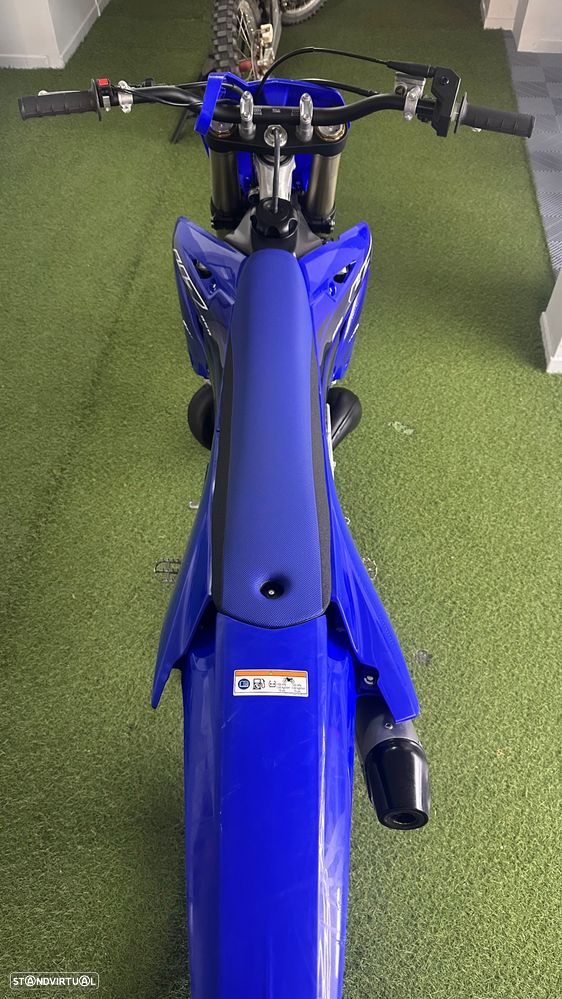 Yamaha YZ - 8