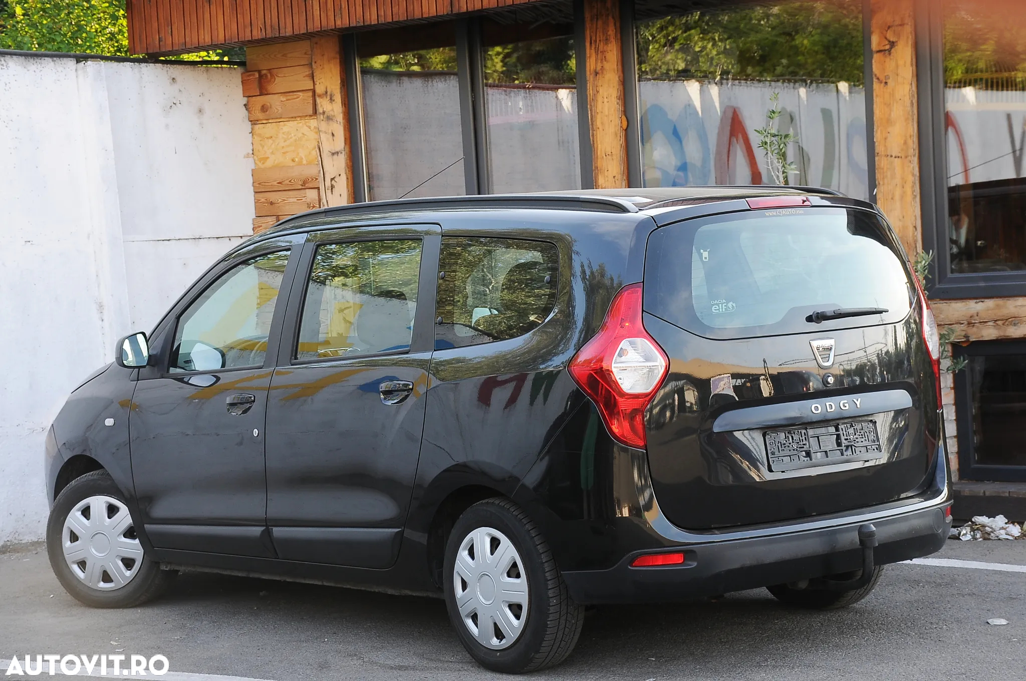 Dacia Lodgy 1.5 dCi 90 CP Ambiance - 4