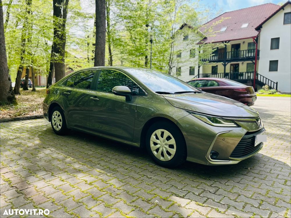 Toyota Corolla 1.8 HSD Business - 5