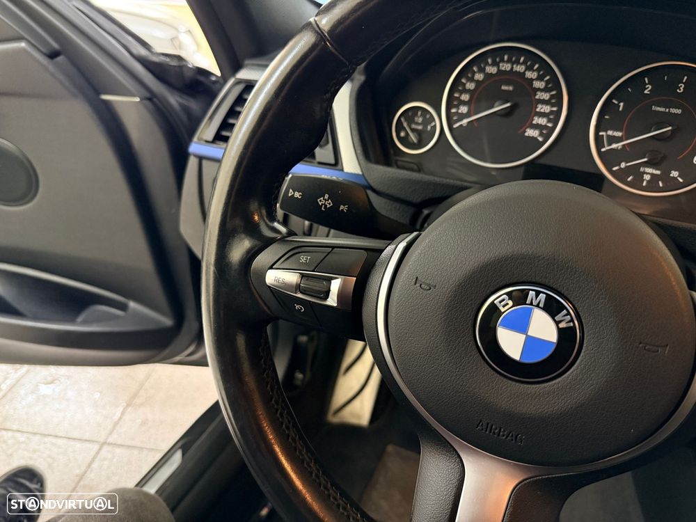 BMW 320 d Auto Pack M - 25