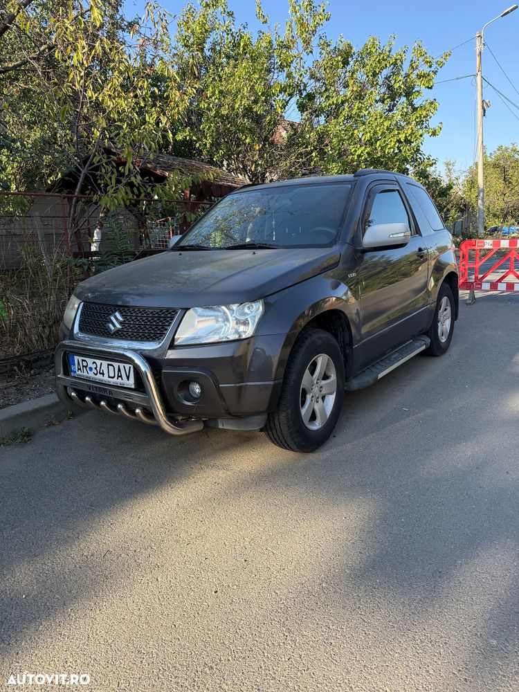 Suzuki Grand Vitara - 1