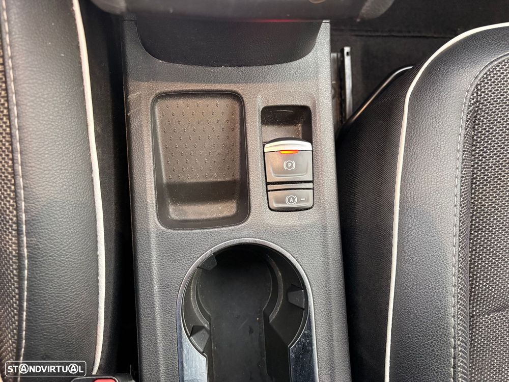 Renault Captur 1.0 TCe Evolution - 27