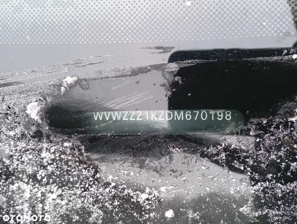 Volkswagen Golf - 22