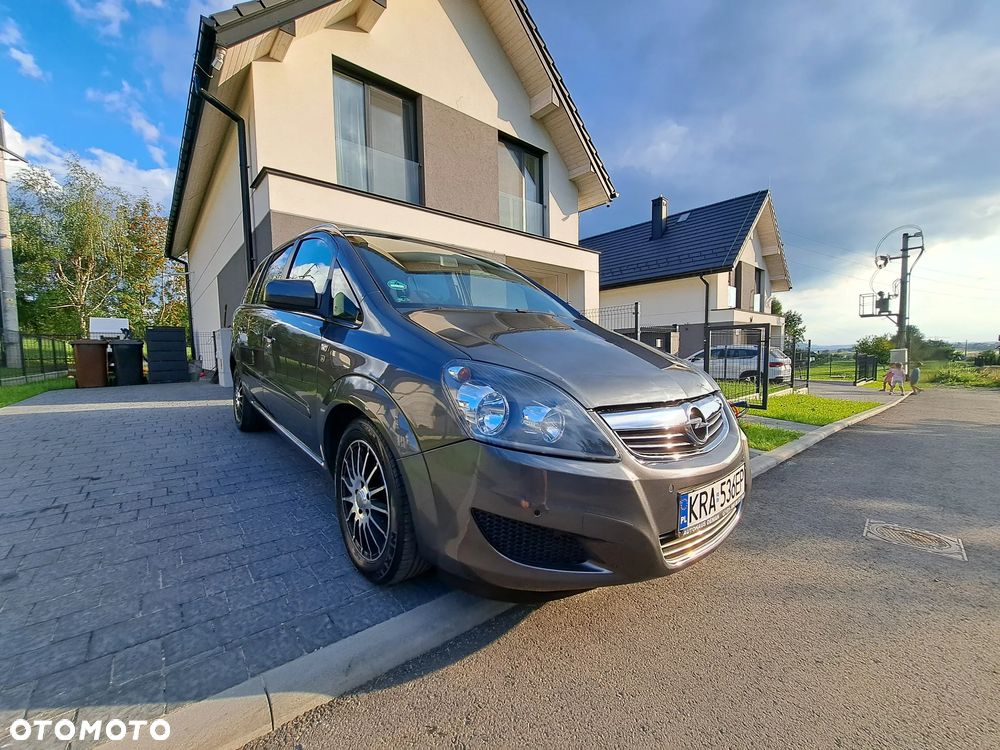 Opel Zafira 1.6 ECOFLEX Edition 111 Jahre - 3