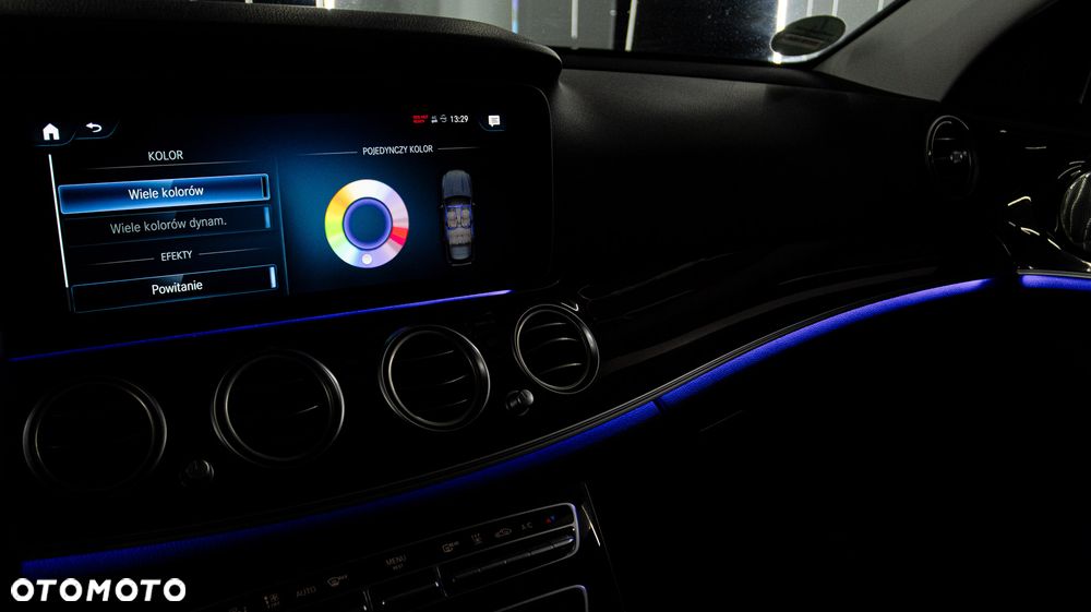 Mercedes-Benz Klasa E 300 de Avantgarde - 27