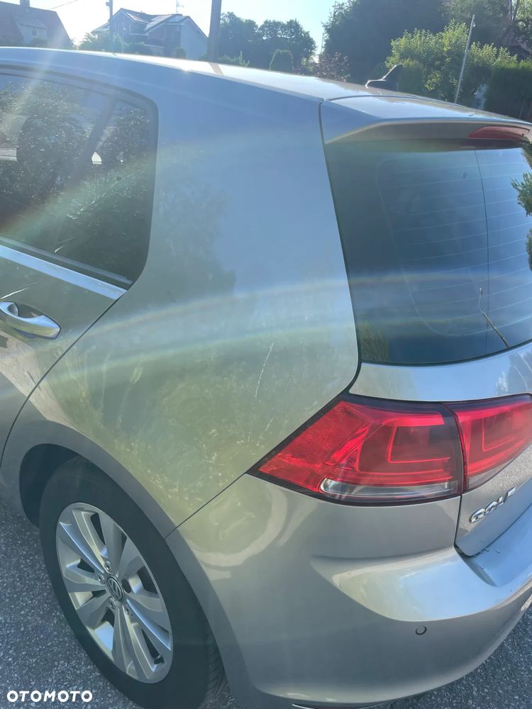 Volkswagen Golf - 16