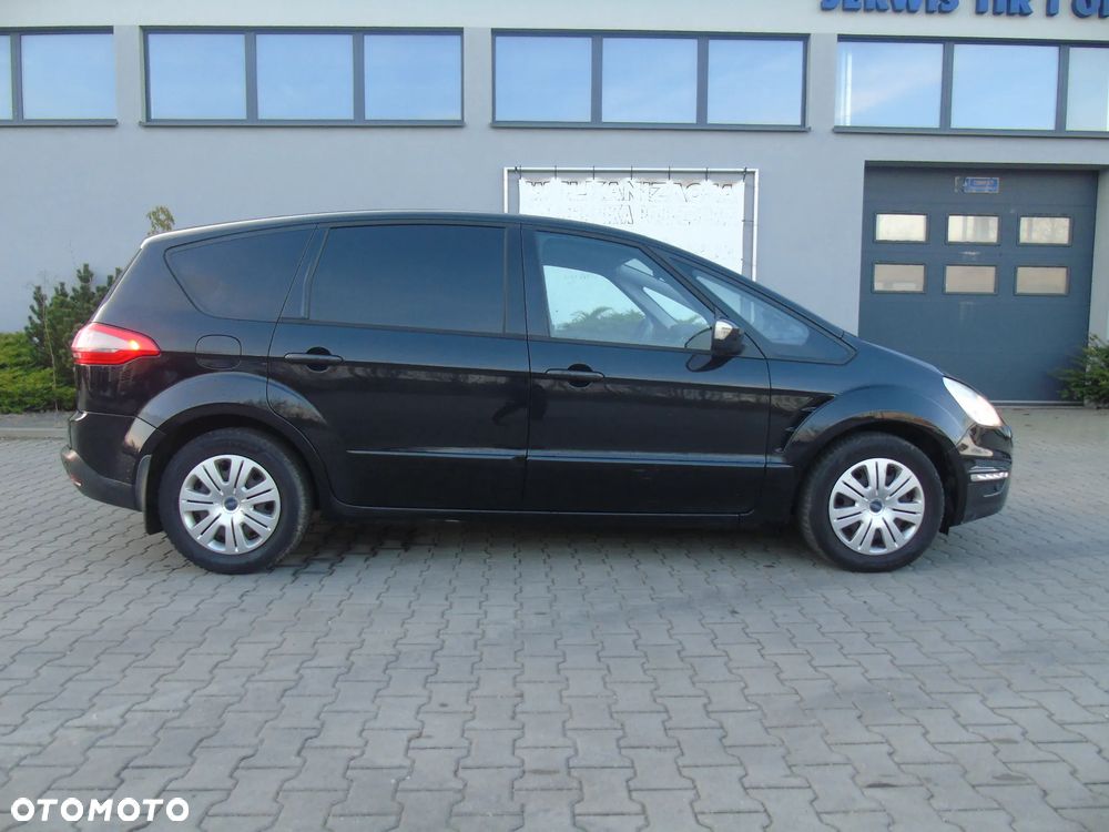 Ford S-Max - 14