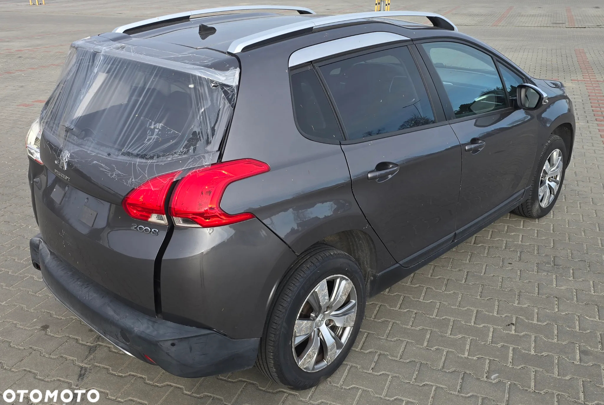 Peugeot 2008 PureTech 82 Active - 9
