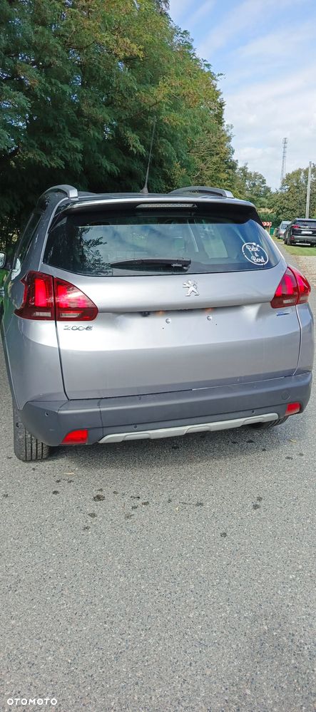 Peugeot 2008 - 4