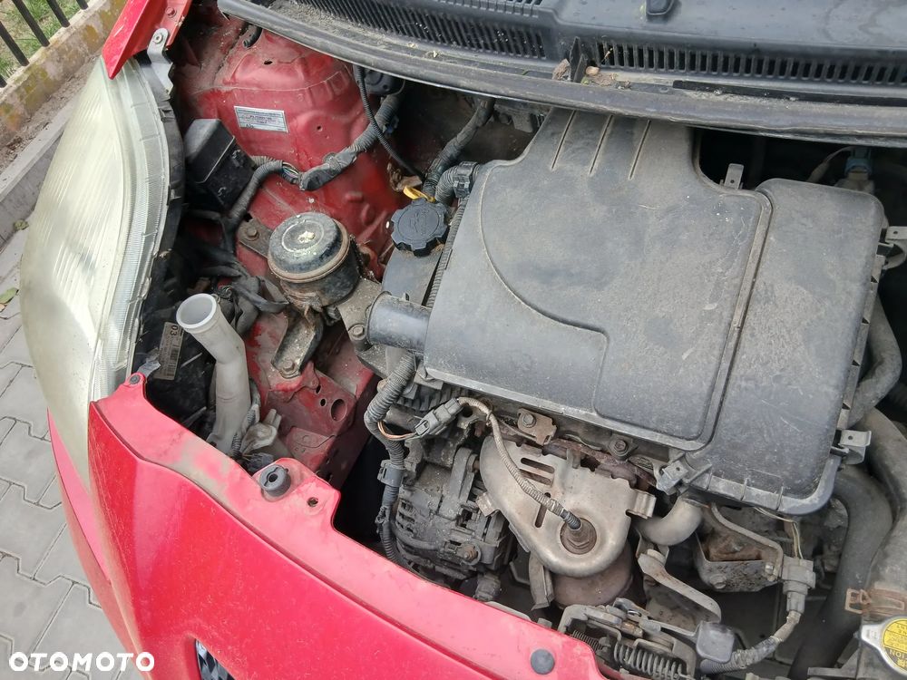 Toyota Yaris - 8