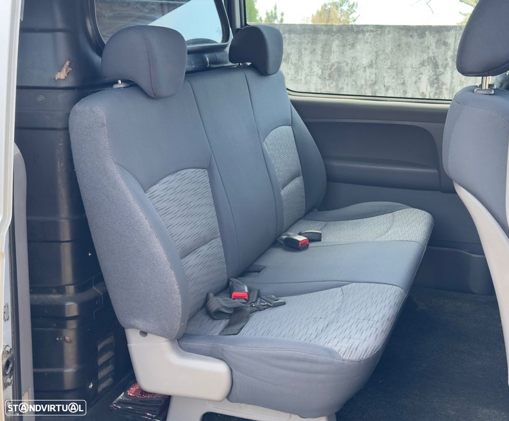 Hyundai Starex 6 lugares - 10