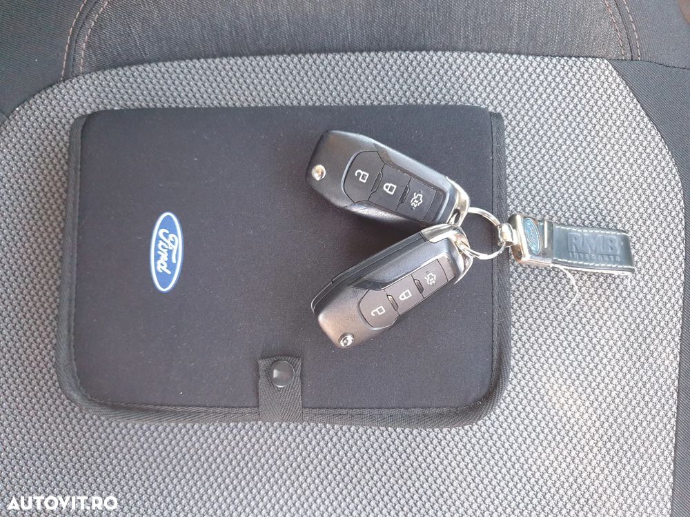 Ford Puma 1.0 EcoBoost MHEV Titanium X - 38