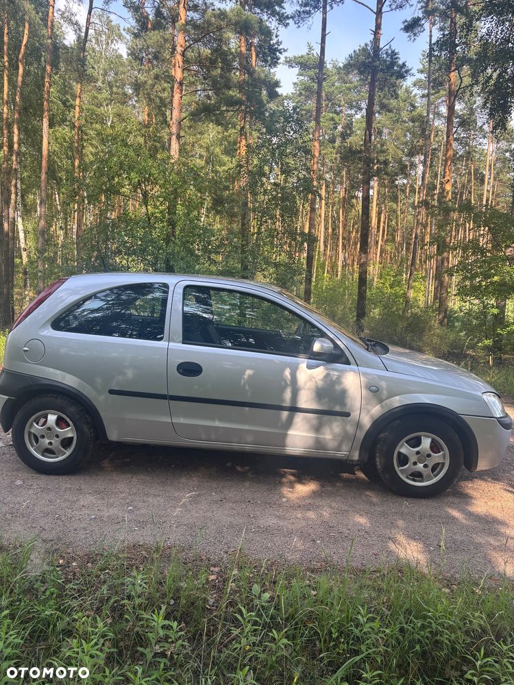 Opel Corsa 1.0 12V Cosmo - 4