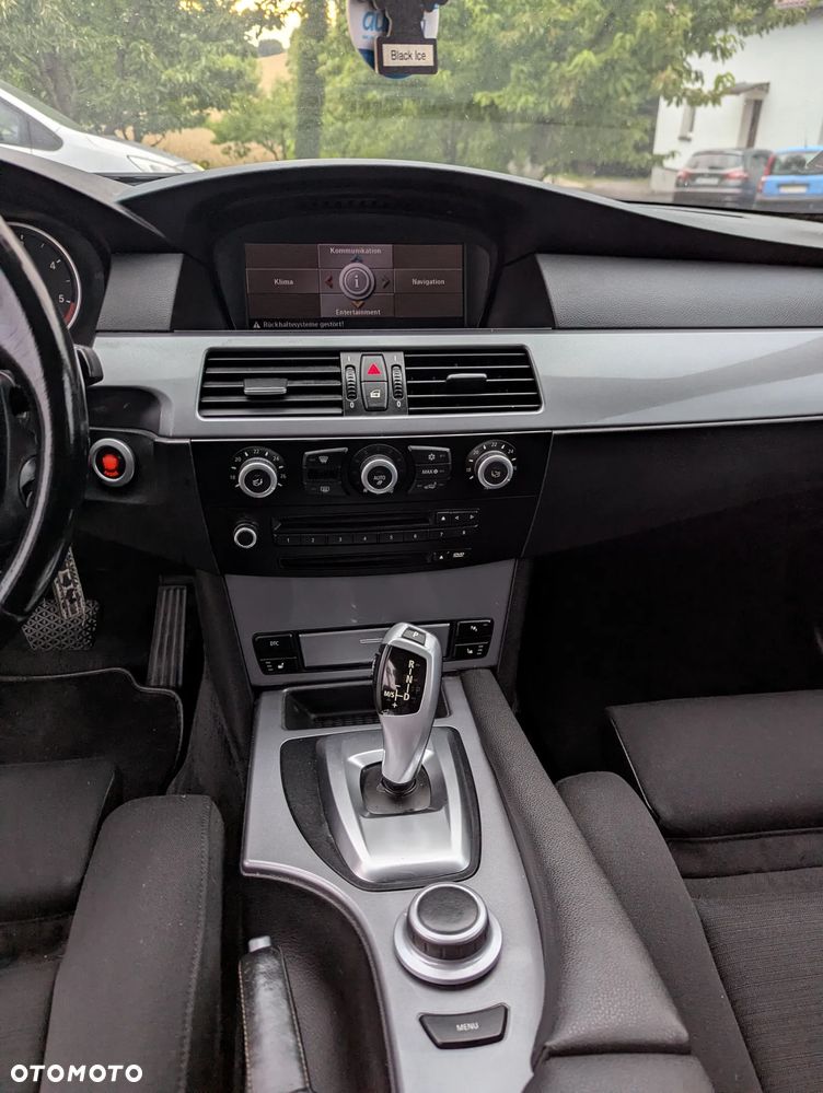 BMW Seria 5 - 10