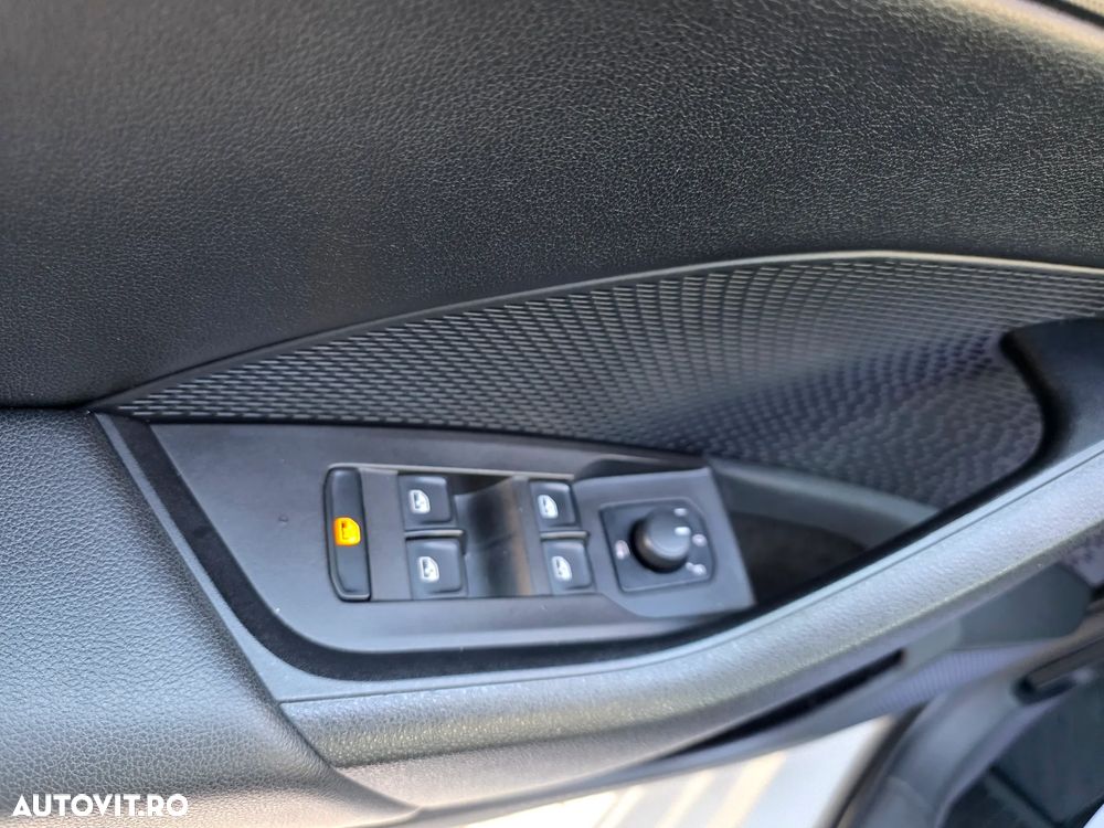 Skoda Octavia Combi 2.0 TDI Ambition - 17