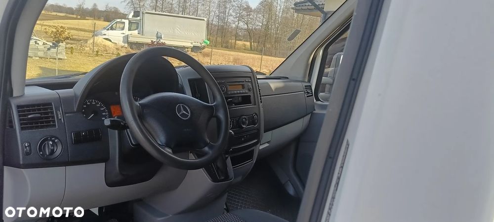 Mercedes-Benz Sprinter - 6