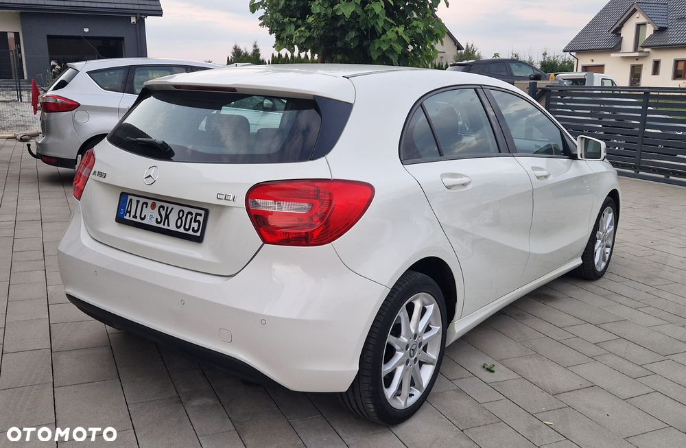 Mercedes-Benz Klasa A 180 CDI (BlueEFFICIENCY) - 4