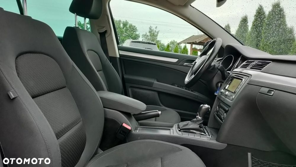 Skoda Superb 2.0 TDI DSG Exclusive - 14