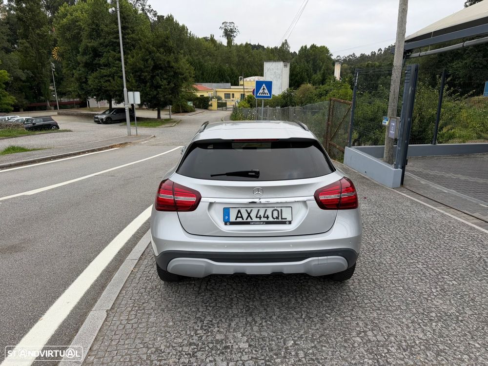 Mercedes-Benz GLA 180 d Style - 9