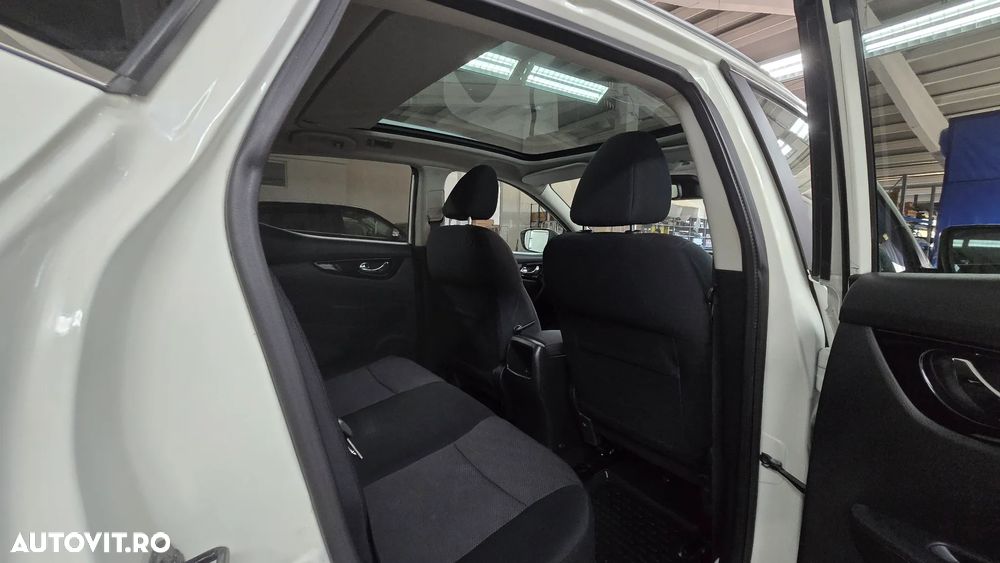 Nissan Qashqai 1.5 DCI Start/Stop N-Connecta - 21