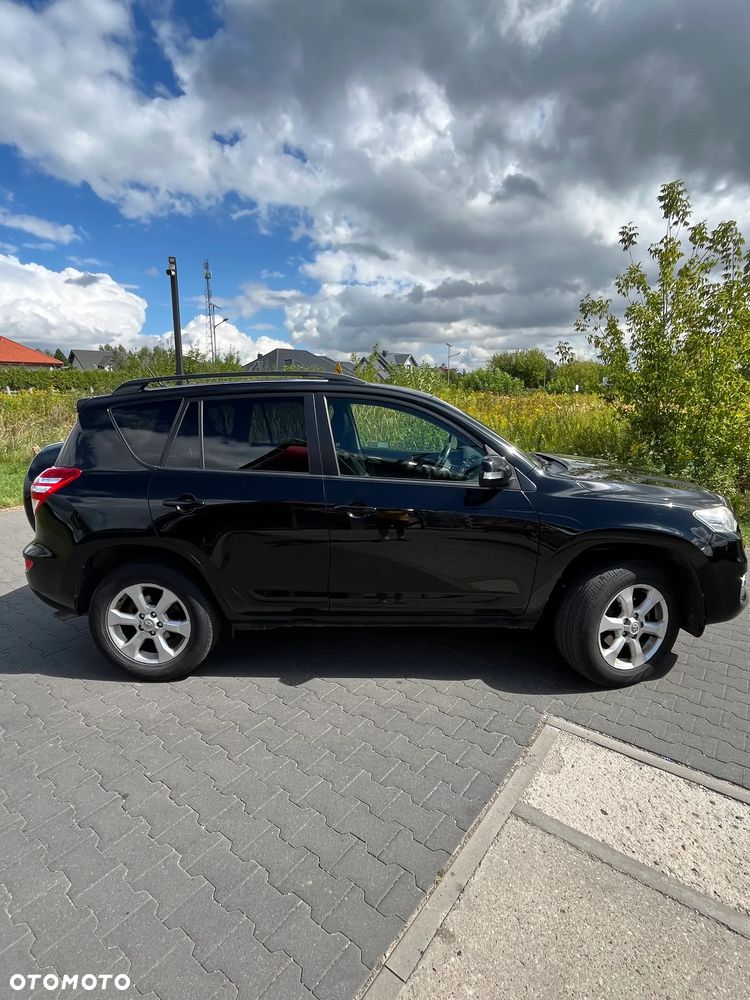 Toyota RAV4 2.0 VVT-i Luna - 1