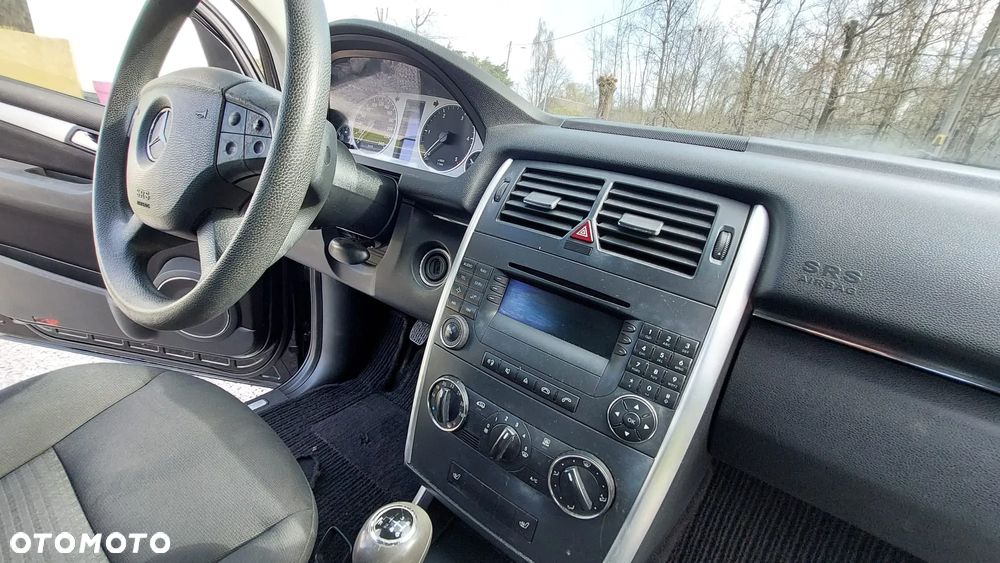 Mercedes-Benz Klasa B 180 CDI - 9