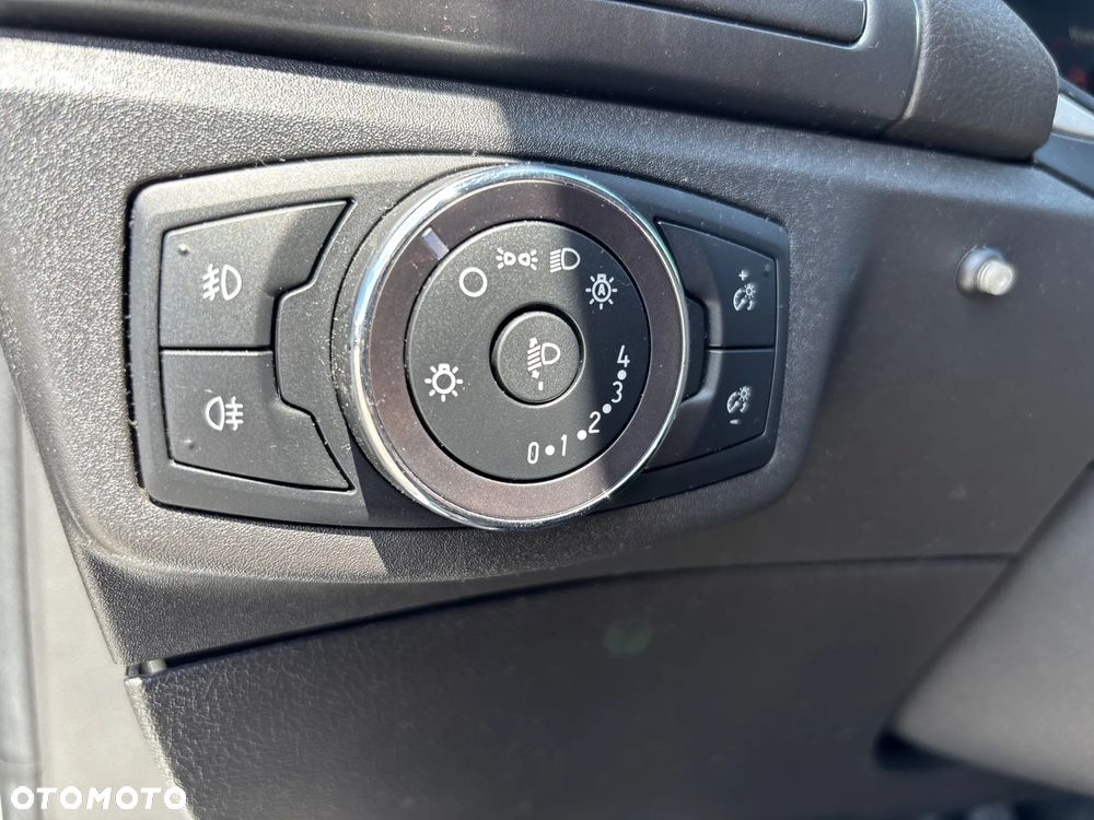 Ford Mondeo 1.5 EcoBoost Titanium - 27