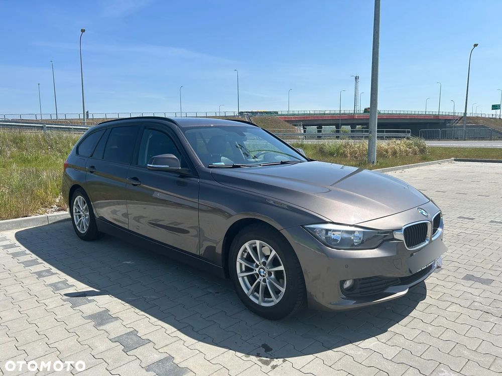BMW Seria 3 320d Efficient Dynamics Edition - 16