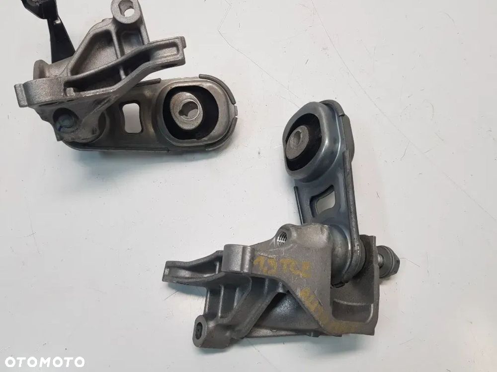 łapa poduszka mocowanie skrzyni biegów automat Renault Talisman Megane IV Scenic IV Trafic 1.3tce 113324198r 113320979r - 4