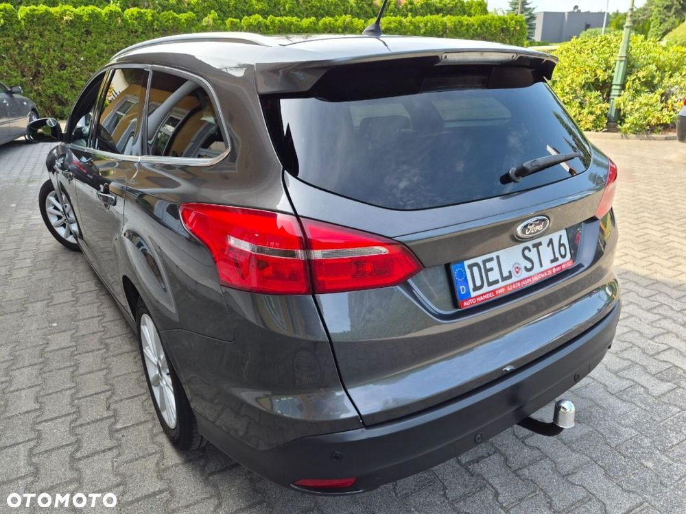 Ford Focus - 35