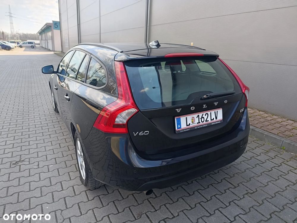 Volvo V60 D2 Edition Pro - 23
